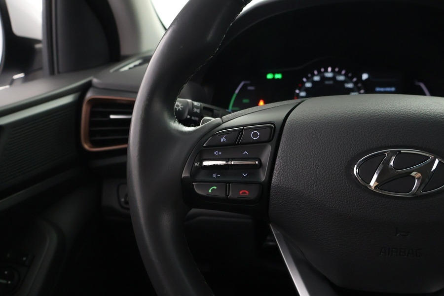 Hyundai IONIQ electric vaihtoauto