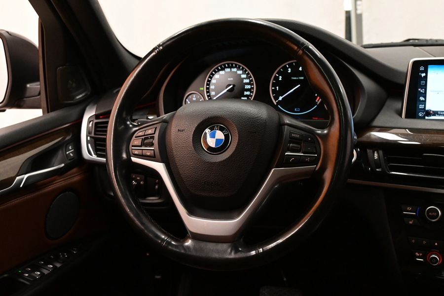 BMW X5 vaihtoauto