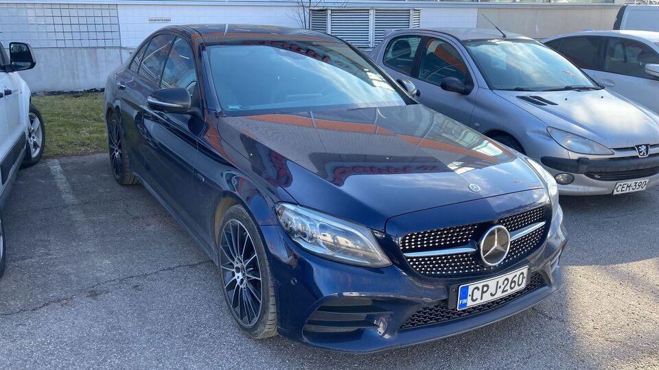 Mercedes-Benz C vaihtoauto