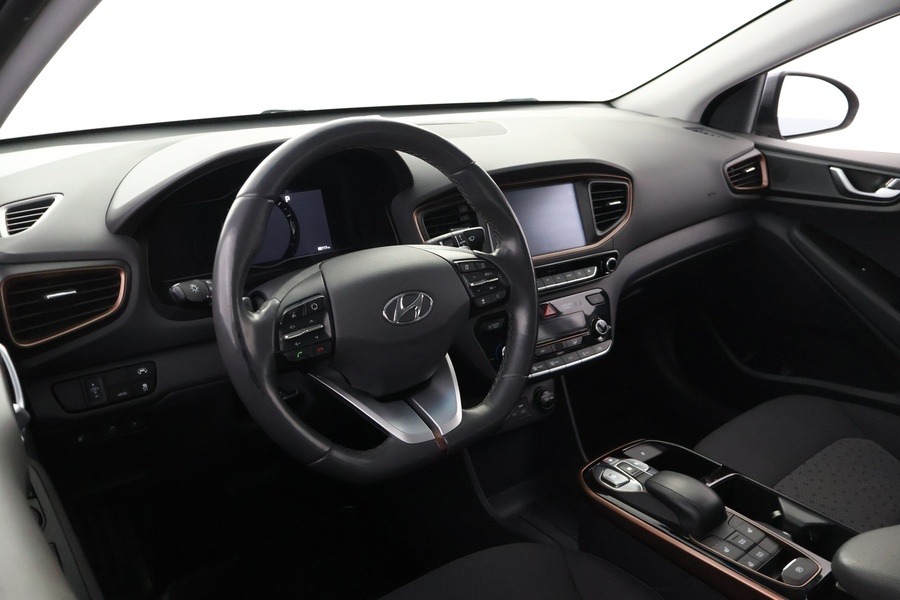 Hyundai IONIQ electric vaihtoauto