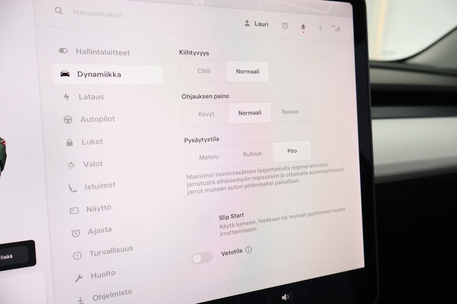 Tesla Model 3 vaihtoauto