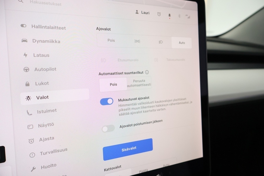 Tesla Model 3 vaihtoauto