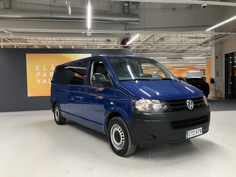 Volkswagen Caravelle vaihtoauto
