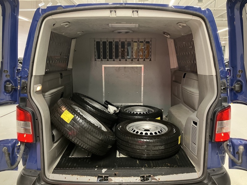 Volkswagen Caravelle vaihtoauto