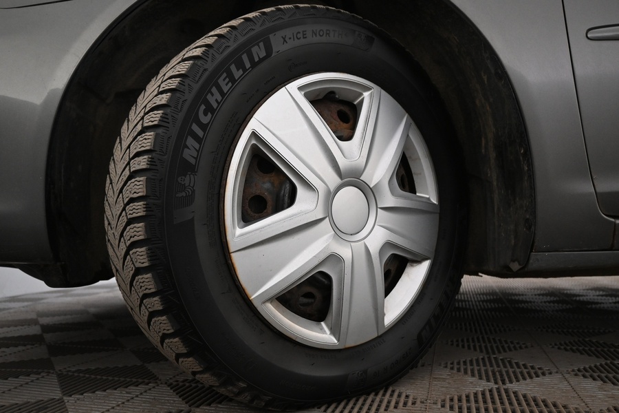 Toyota Camry vaihtoauto