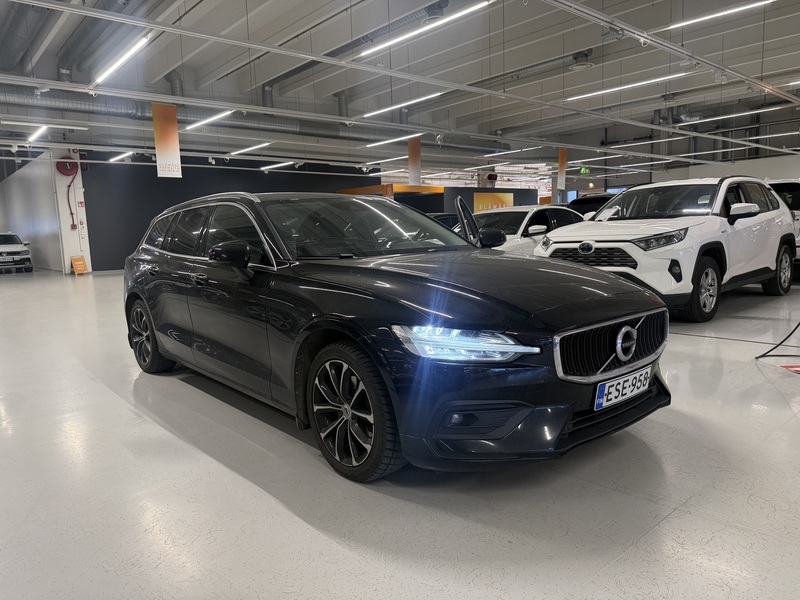 Volvo V60 vaihtoauto