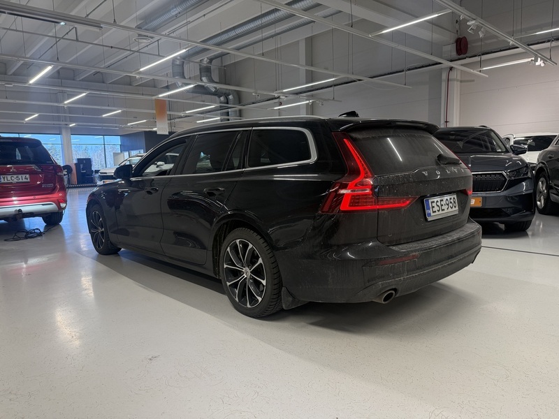 Volvo V60 vaihtoauto