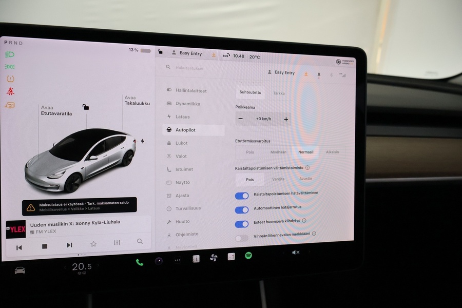 Tesla Model 3 vaihtoauto