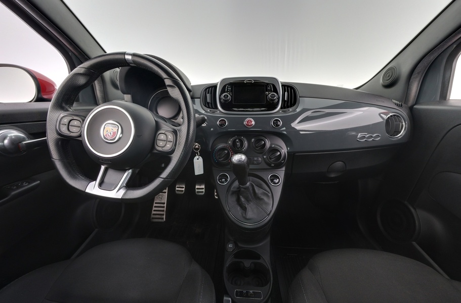 Fiat-Abarth 500 vaihtoauto