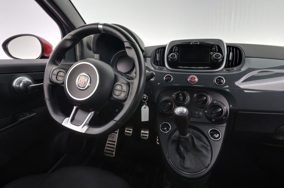 Fiat-Abarth 500 vaihtoauto