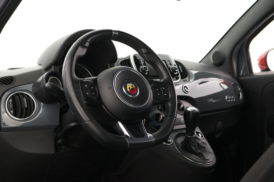 Fiat-Abarth 500 vaihtoauto