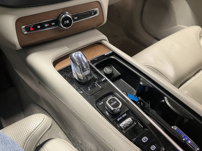 Volvo XC90 vaihtoauto