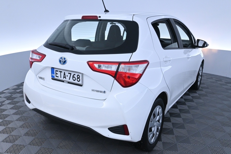 Toyota Yaris vaihtoauto