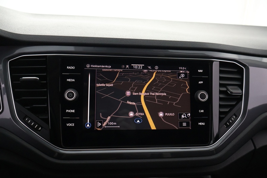 Volkswagen T-Roc vaihtoauto