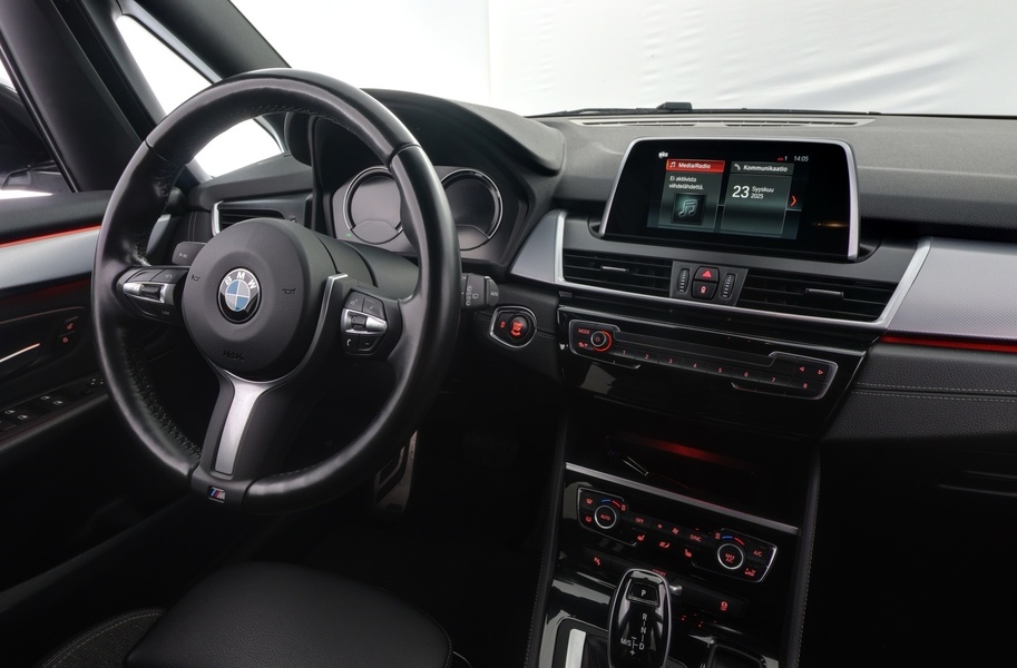 BMW 218 vaihtoauto