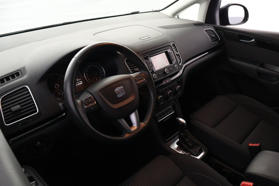 SEAT Alhambra vaihtoauto