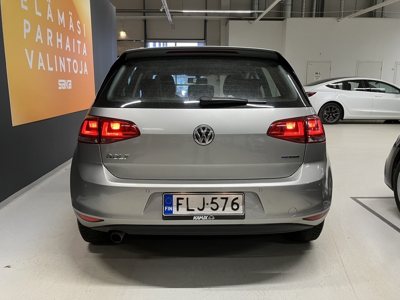 Volkswagen Golf vaihtoauto