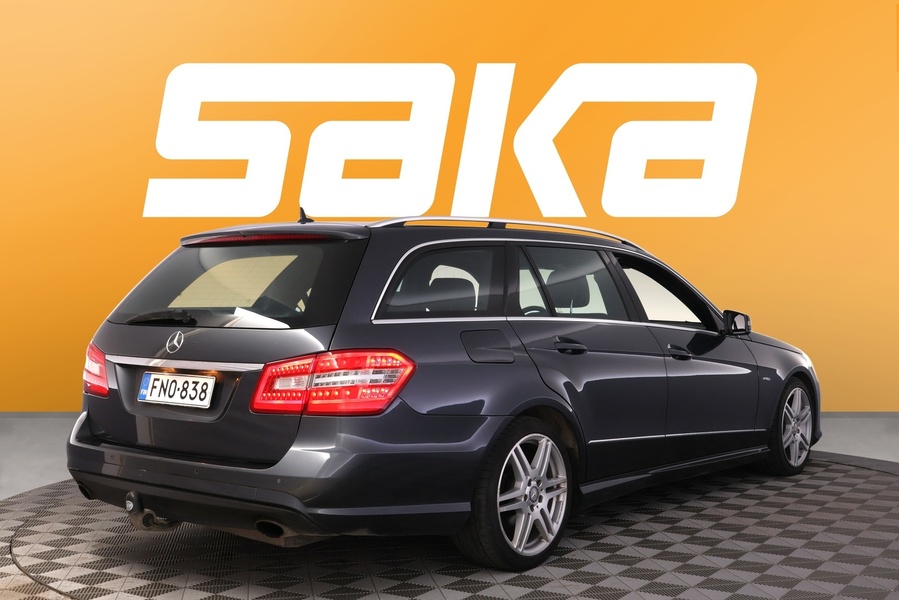 Mercedes-Benz E vaihtoauto