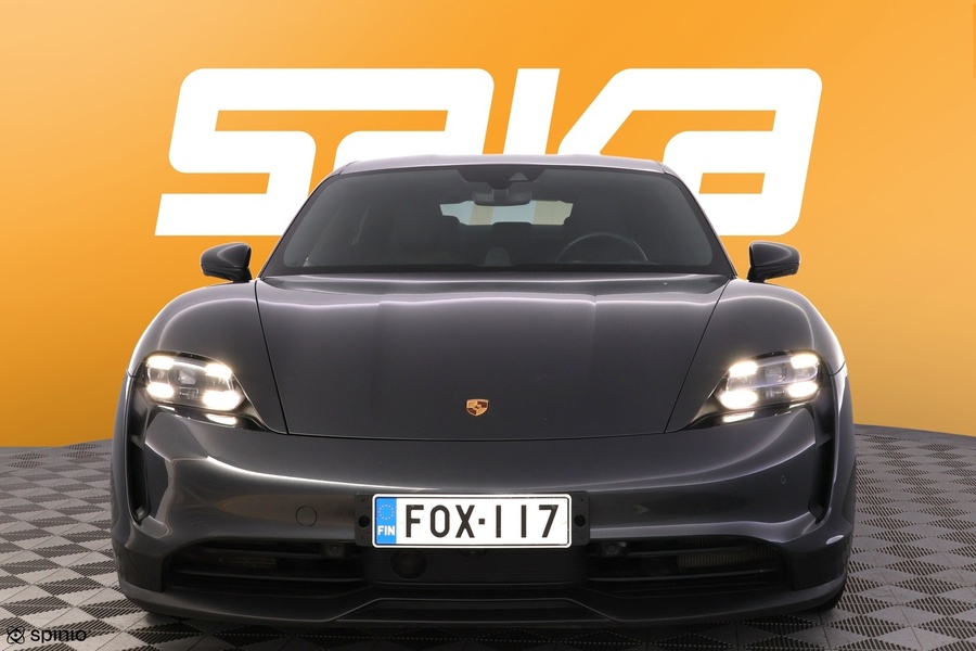 Porsche Taycan vaihtoauto