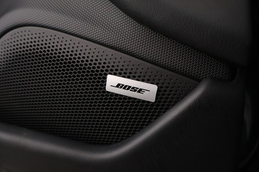 Porsche Taycan vaihtoauto