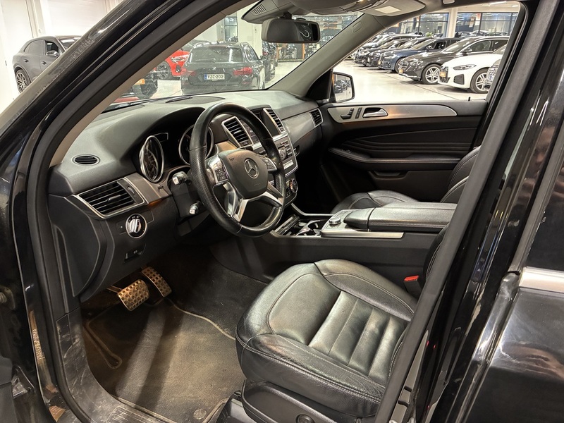 Mercedes-Benz ML vaihtoauto