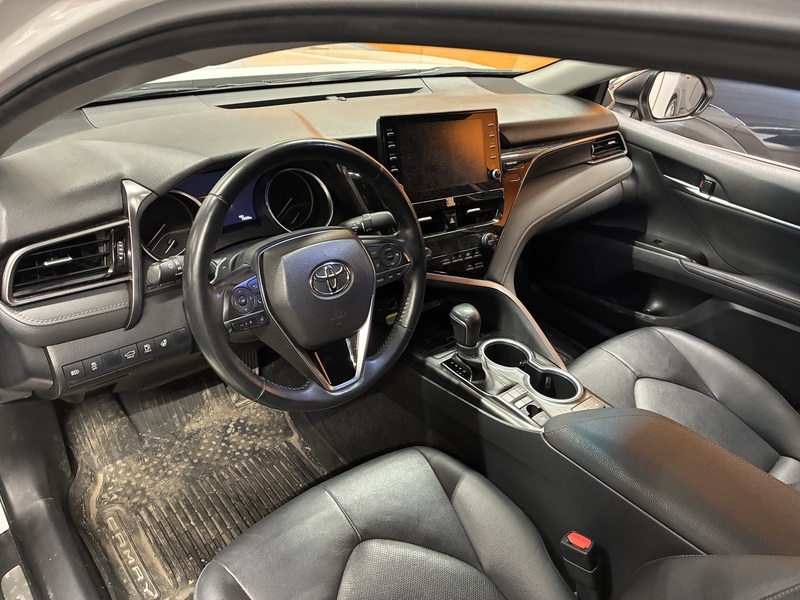 Toyota Camry vaihtoauto