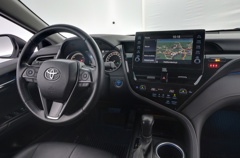 Toyota Camry vaihtoauto