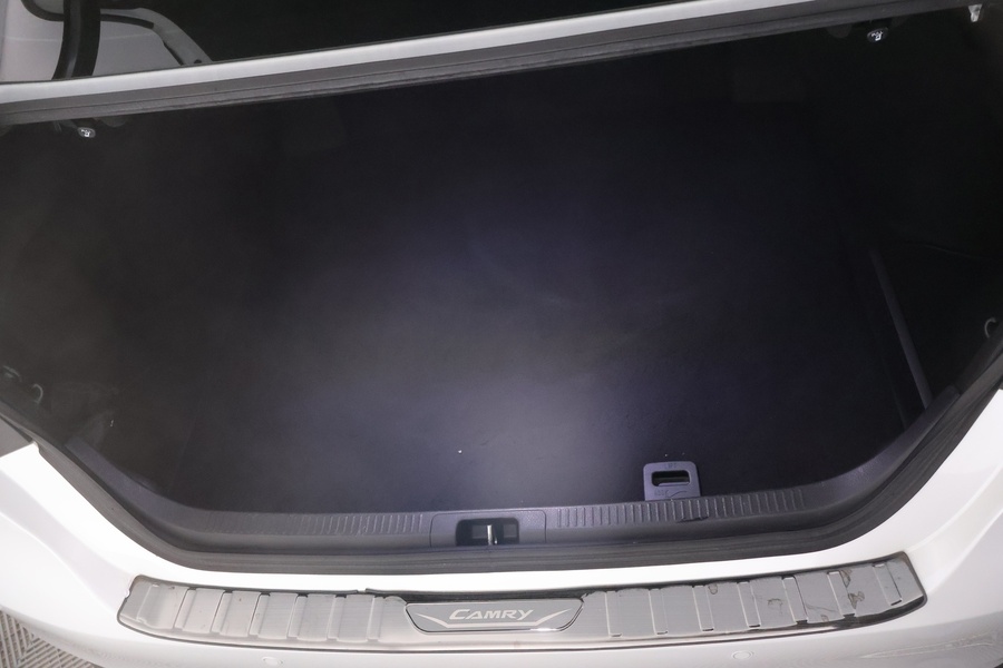 Toyota Camry vaihtoauto