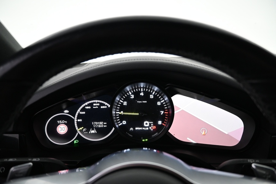 Porsche Cayenne vaihtoauto