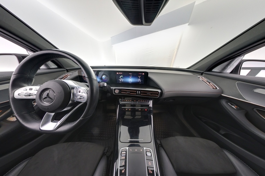 Mercedes-Benz EQC vaihtoauto