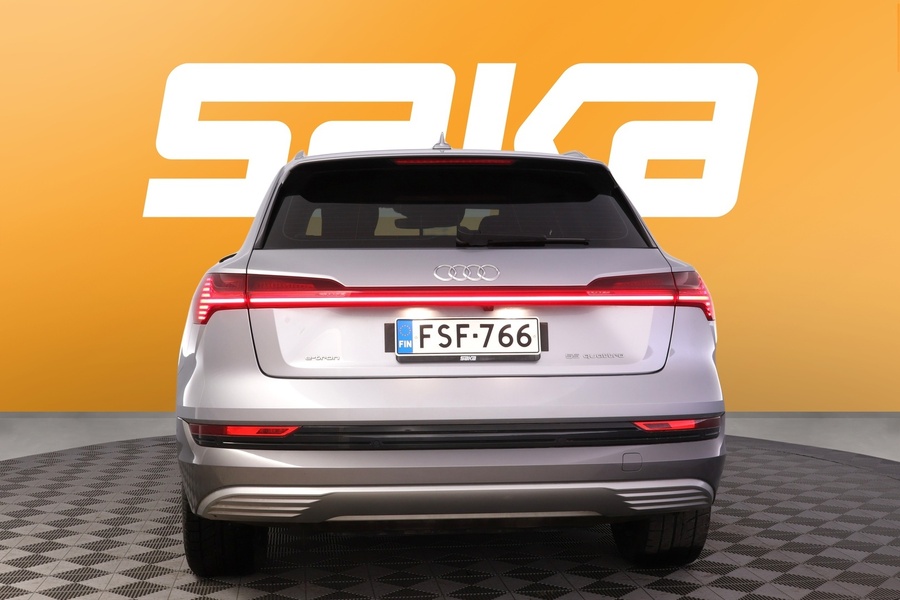 Audi e-tron vaihtoauto