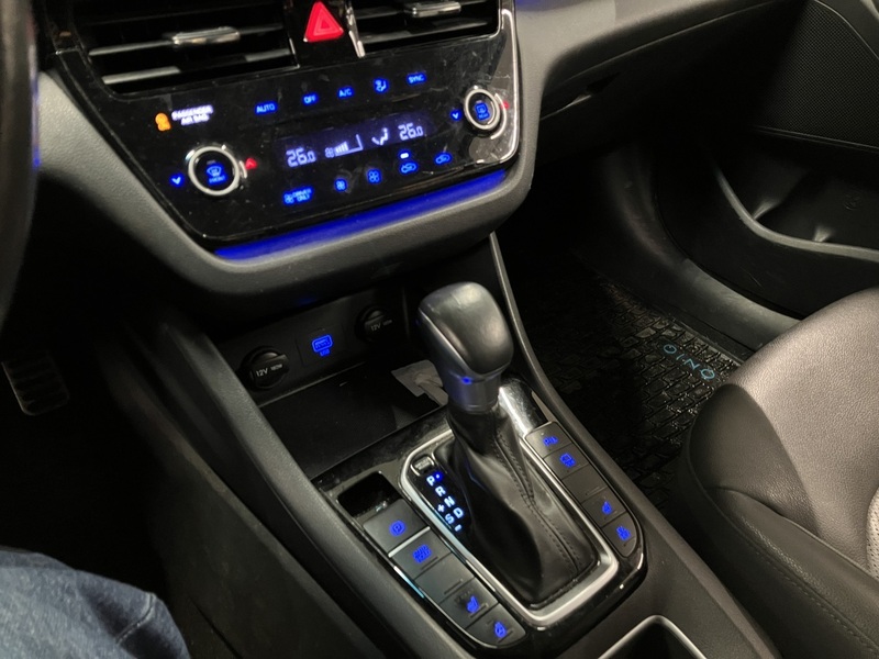 Hyundai IONIQ plug-in vaihtoauto