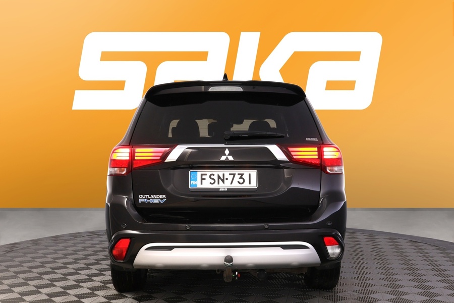 Mitsubishi Outlander PHEV vaihtoauto