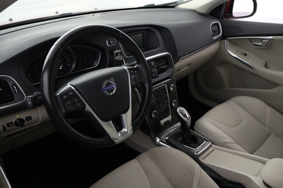 Volvo V40 vaihtoauto