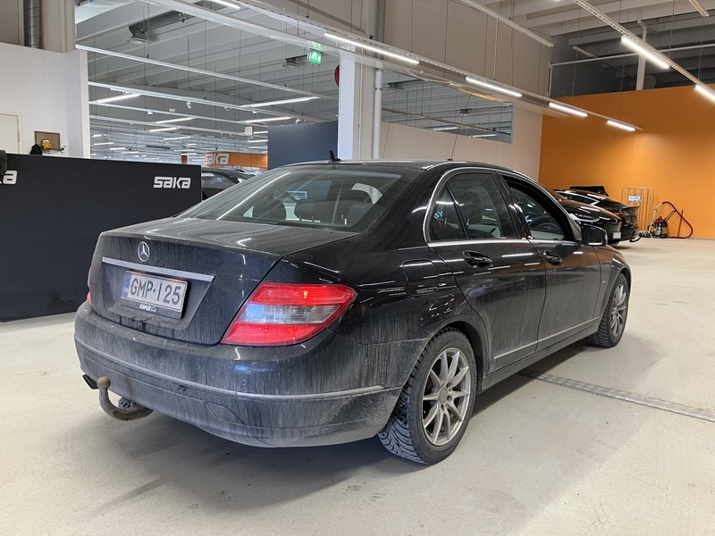 Mercedes-Benz C vaihtoauto