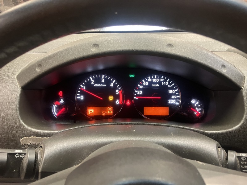 Nissan Navara vaihtoauto