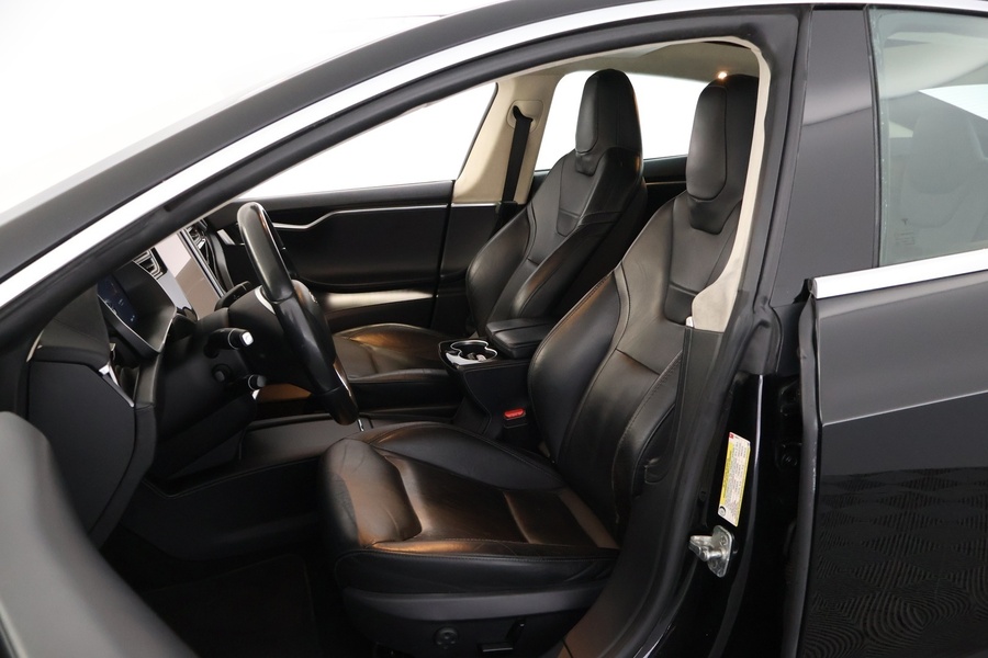 Tesla Model S vaihtoauto