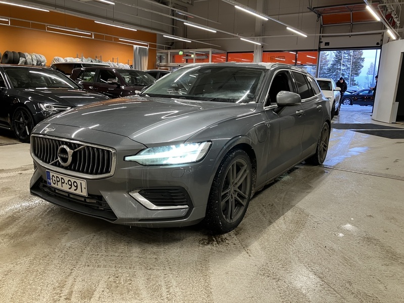 Volvo V60 vaihtoauto