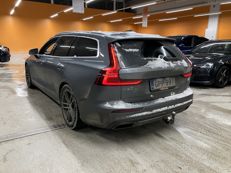 Volvo V60 vaihtoauto