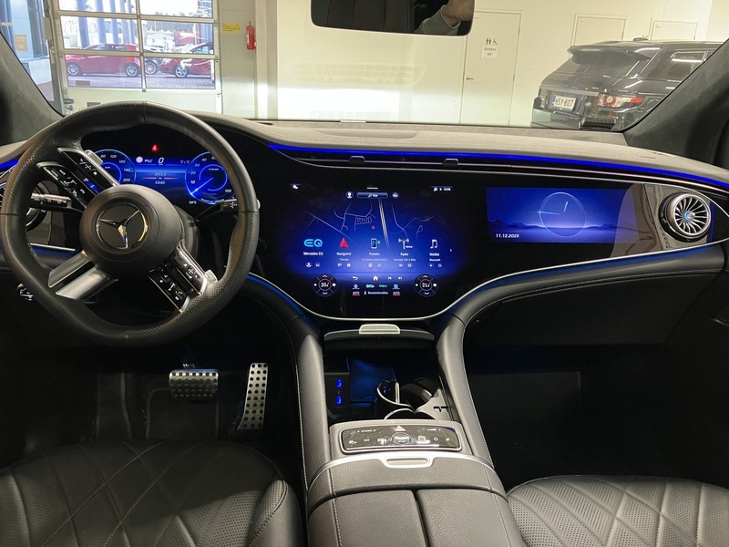 Mercedes-Benz EQE vaihtoauto