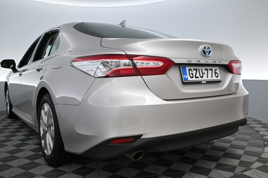 Toyota Camry vaihtoauto