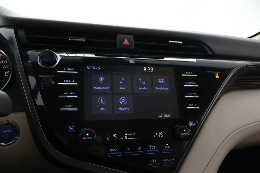 Toyota Camry vaihtoauto