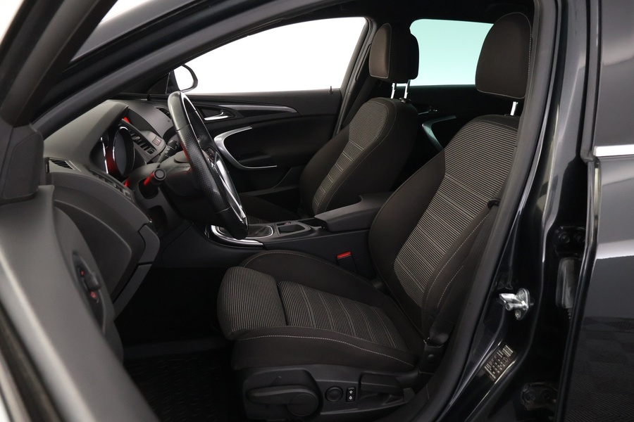 Opel Insignia vaihtoauto