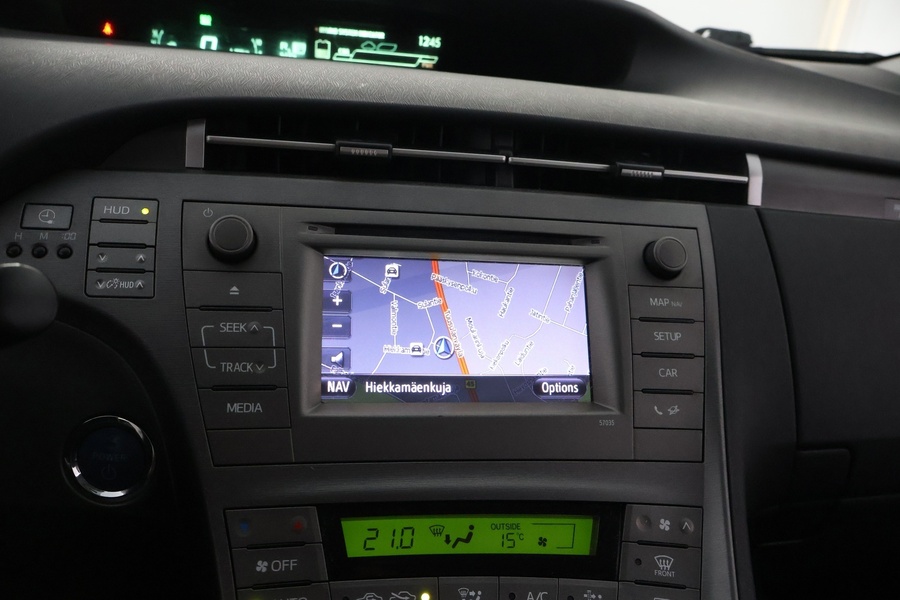 Toyota Prius Plug-in vaihtoauto