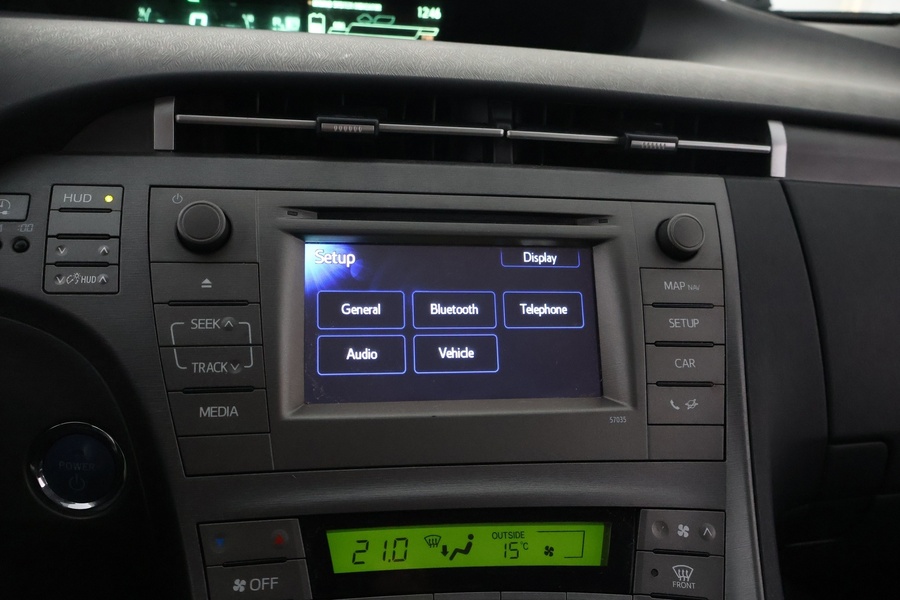 Toyota Prius Plug-in vaihtoauto