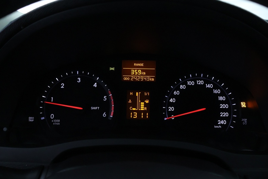 Toyota Avensis vaihtoauto