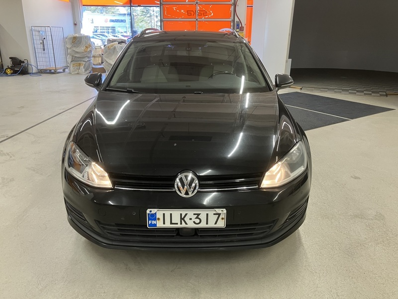 Volkswagen Golf vaihtoauto