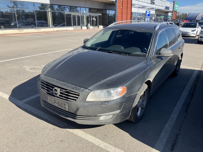 Volvo V70 vaihtoauto