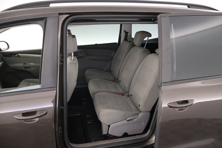 SEAT Alhambra vaihtoauto