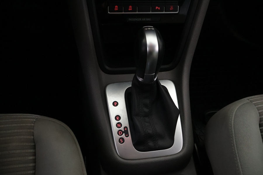 SEAT Alhambra vaihtoauto